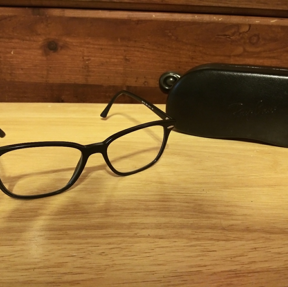 Ray ban frames (rb7119)